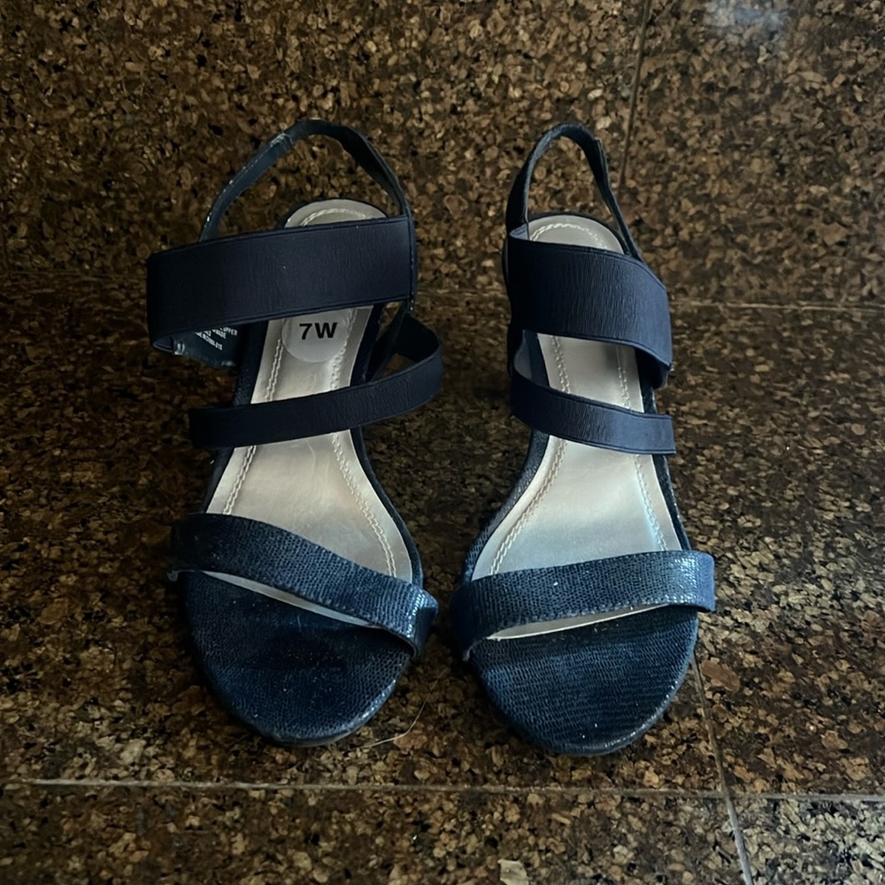 Impo Navy Blue Open Toe Strappy Heels NWT